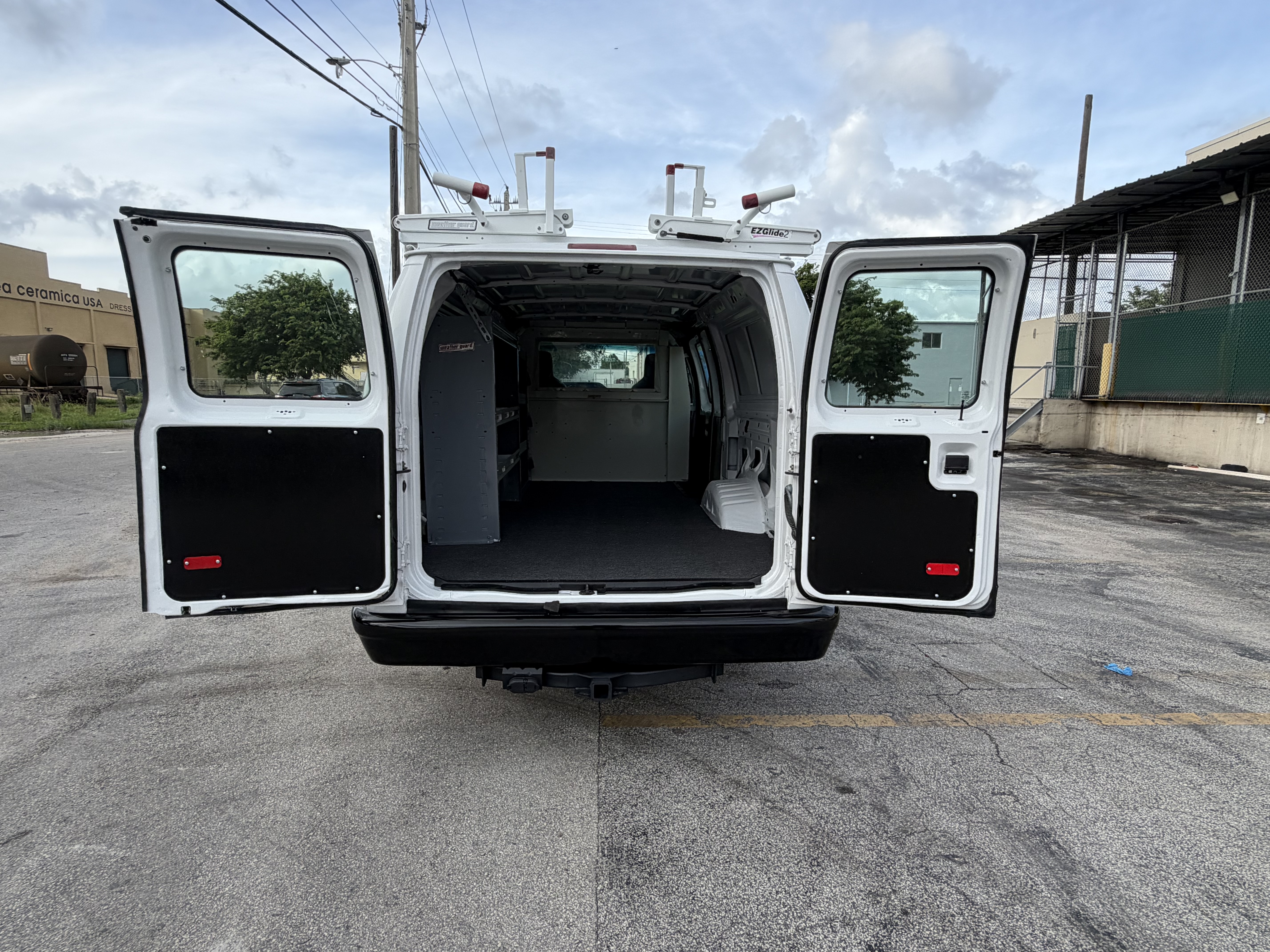 Used 2013 Ford E-250 and Econoline 250 Extended RWD image 20