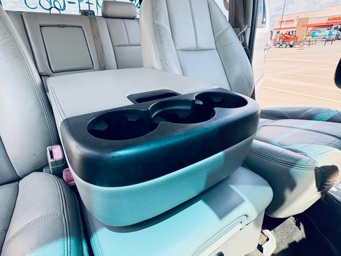 Used 2011 Chevrolet Silverado 1500 LT w/ Texas Edition image 28