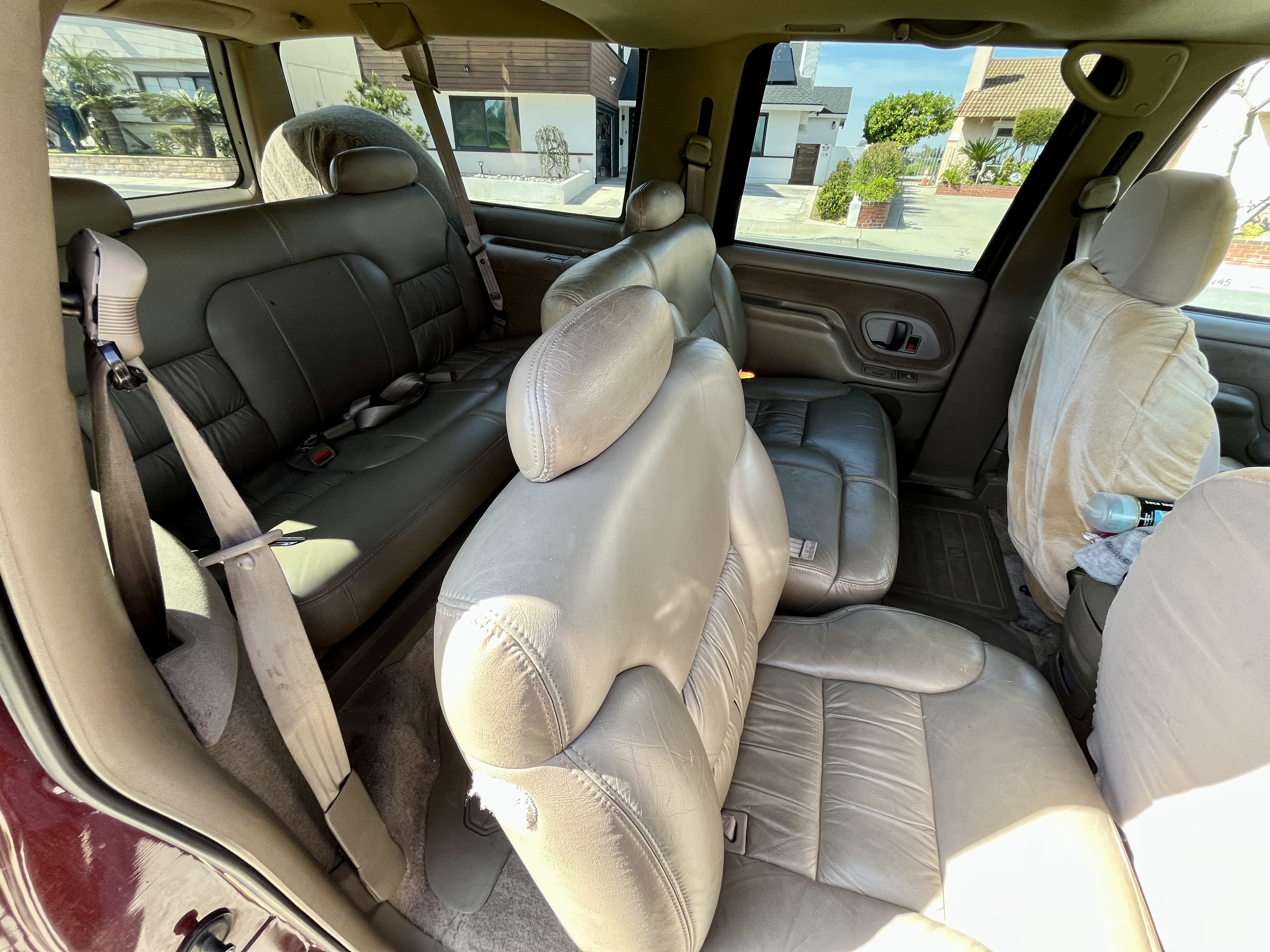 Used 1998 Chevrolet Suburban 2WD w/ Preferred Equipment Group 3 image 9