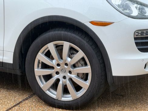 Used 2012 Porsche Cayenne S AWD/4WD image 15