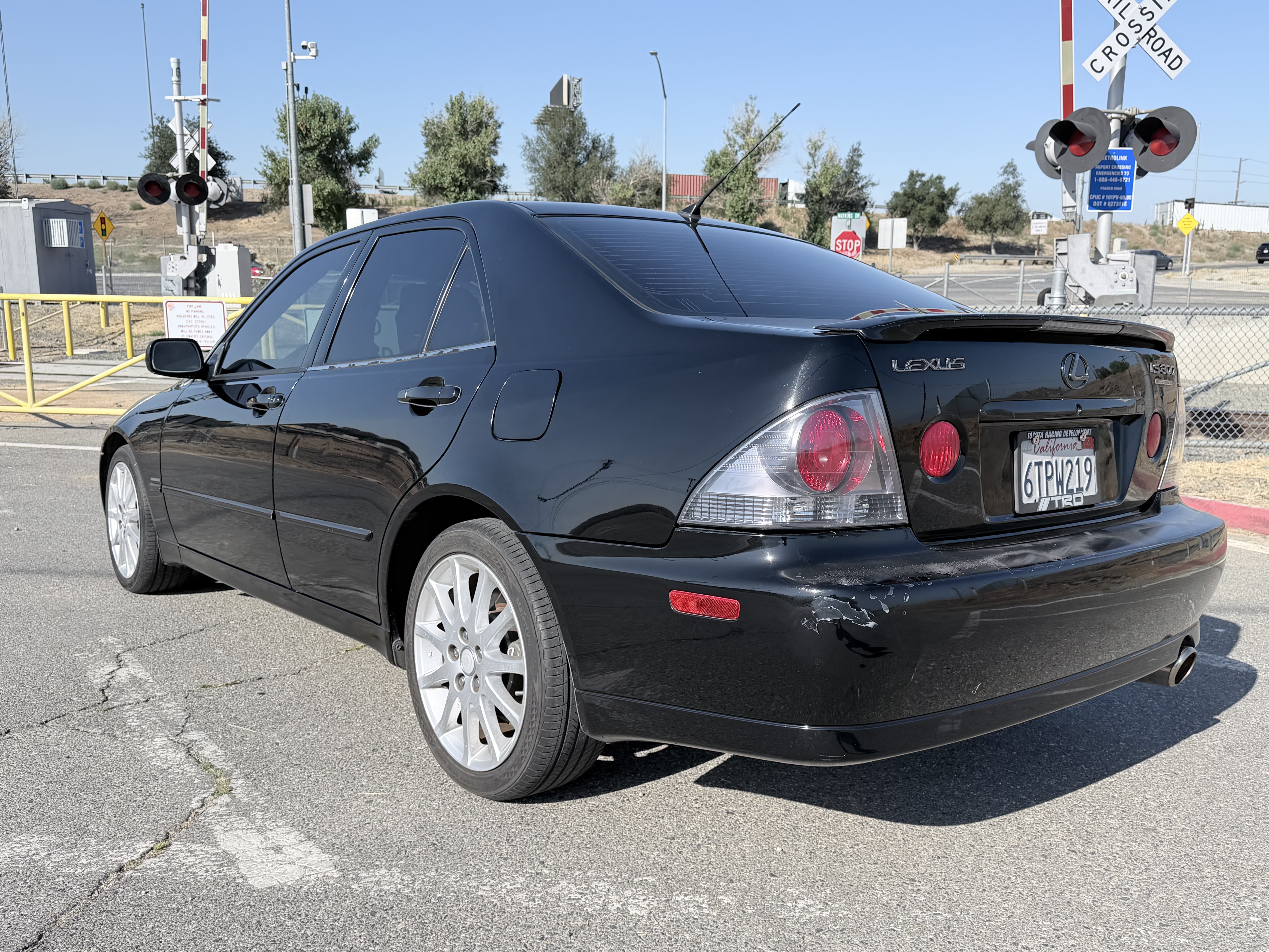 Used 2003 Lexus IS 300 RWD image 9