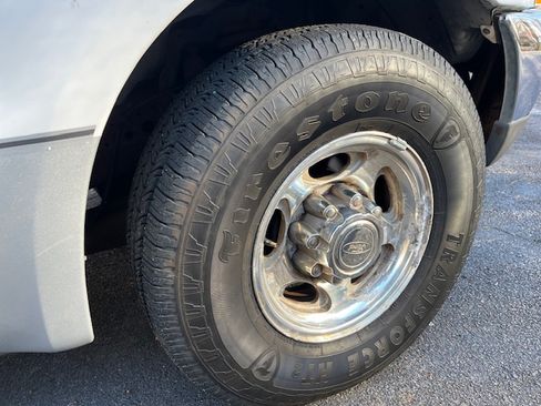 Used 2004 Ford F250 Lariat image 31