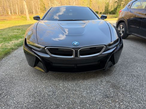 Used 2020 BMW i8 Coupe AWD/4WD image 20