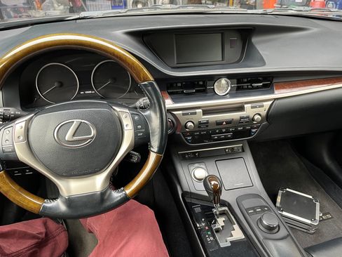 Used 2013 Lexus ES 350 350 Sedan 4D image 8