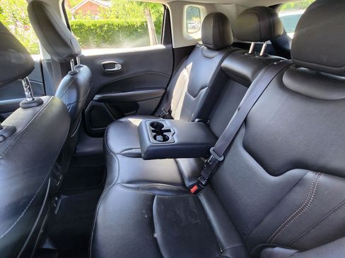 Used 2019 Jeep Compass Limited image 14