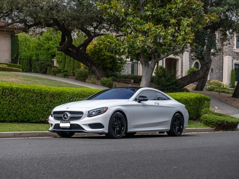 Used 2015 Mercedes-Benz S 550 4MATIC Coupe image 2