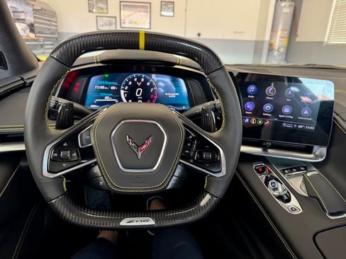 Used 2023 Chevrolet Corvette Z06 image 9