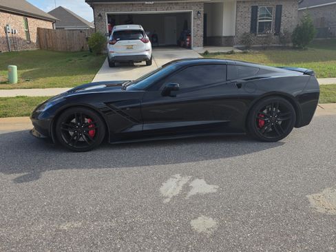 Used 2014 Chevrolet Corvette Stingray Z51 Coupe 2D w/ 3LT Preferred Equipment Group image 21