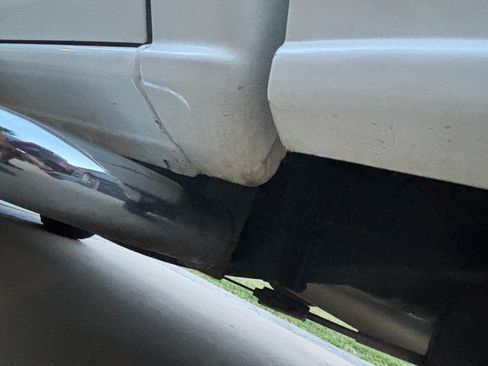 Used 2006 GMC Sierra 2500 W/T w/ Skid Plate Package image 22