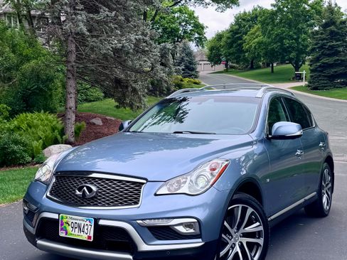 Used 2016 INFINITI QX50 AWD w/ Technology Package image 8