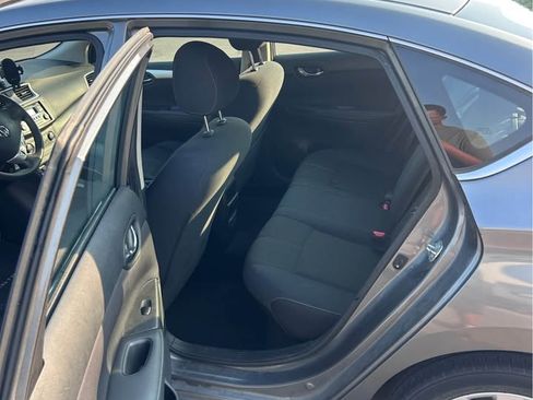 Used 2017 Nissan Sentra S w/ S Style Package FWD image 6
