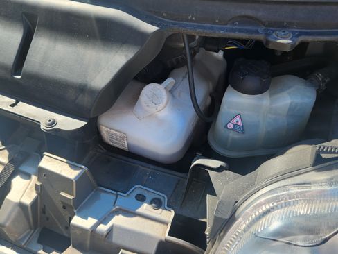 Used 2013 smart fortwo passion image 18