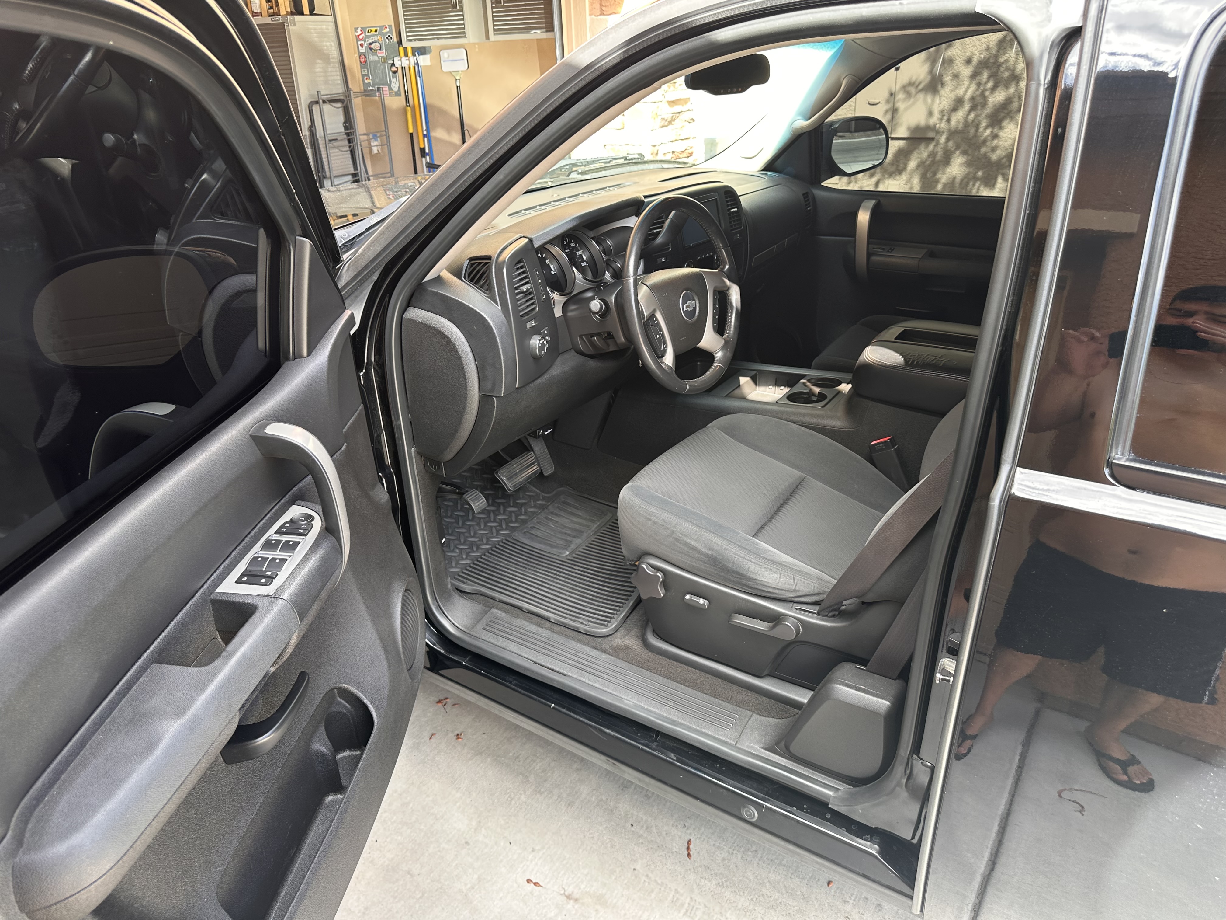 Used 2007 Chevrolet Silverado 1500 LT w/ Towing Package RWD image 13