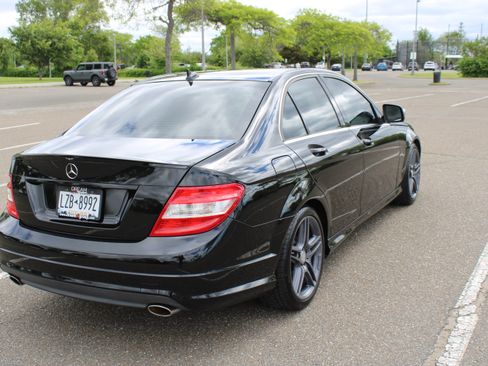 Used 2008 Mercedes-Benz C 300 Sedan image 10
