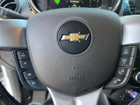 Used 2016 Chevrolet Spark LT image 23