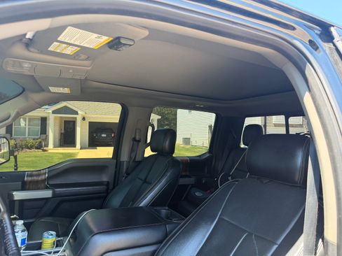 Used 2018 Ford F150 Lariat AWD/4WD image 5