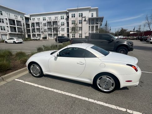 Used 2002 Lexus SC 430 Convertible image 16