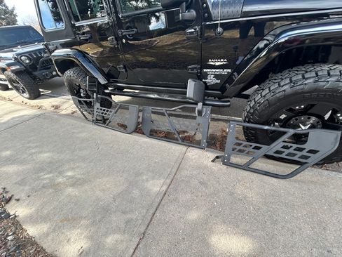 Used 2009 Jeep Wrangler Unlimited Sahara w/ Trailer Tow Group image 9