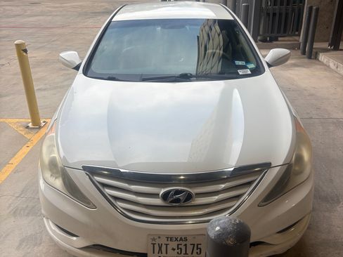 Used 2011 Hyundai Sonata GLS FWD image 9