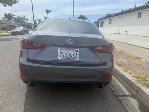 Used 2014 Lexus IS 250 RWD image 5