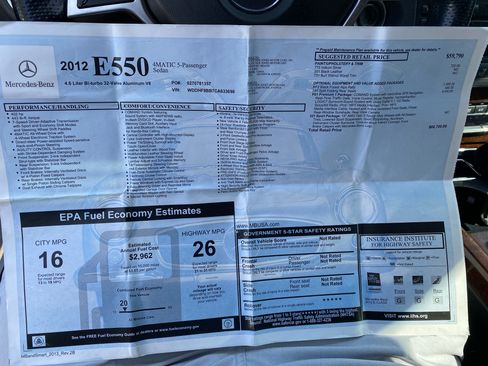 Used 2012 Mercedes-Benz E 550 4MATIC Sedan image 15