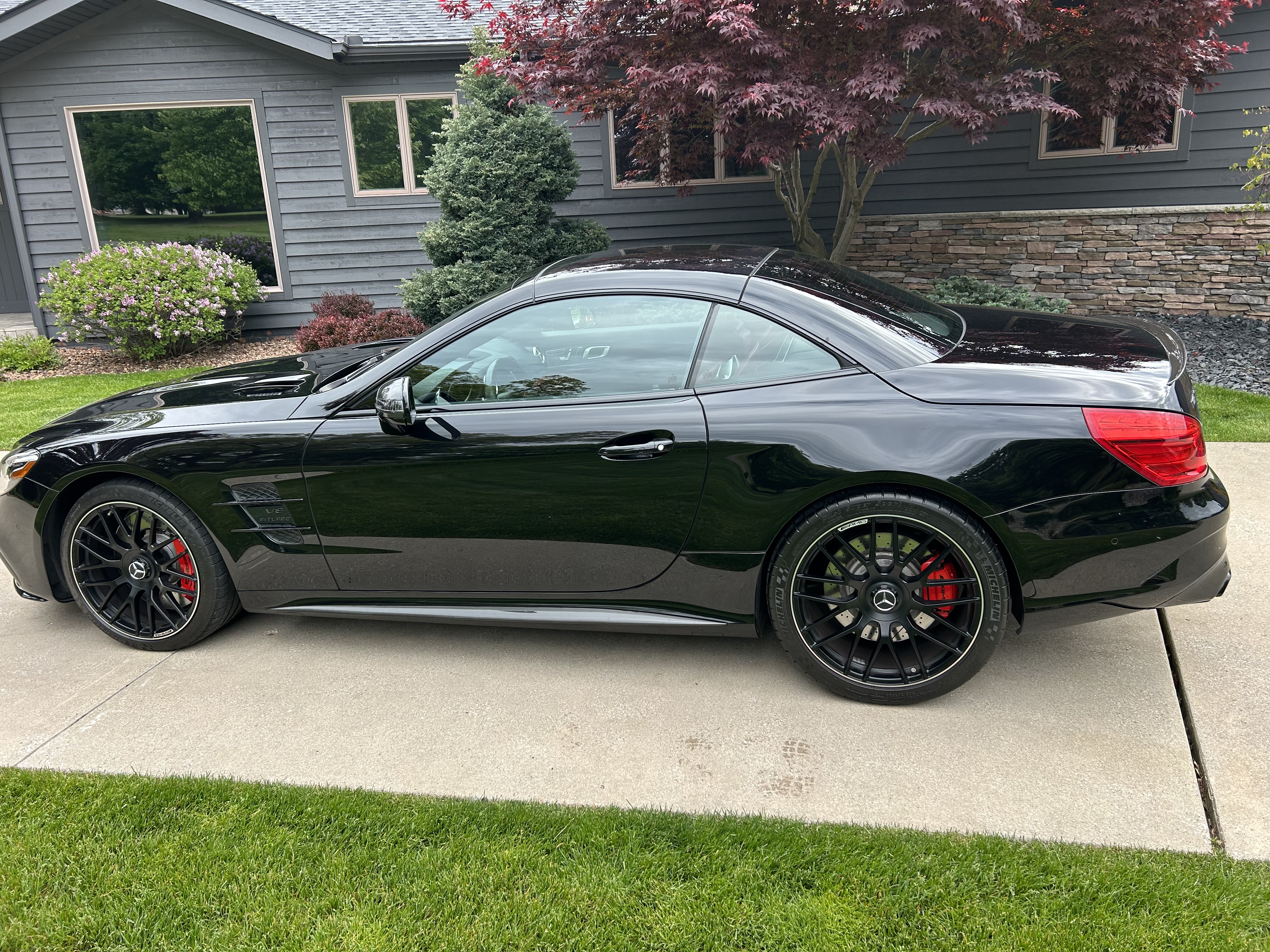 Used 2017 Mercedes-Benz SL 63 AMG image 8