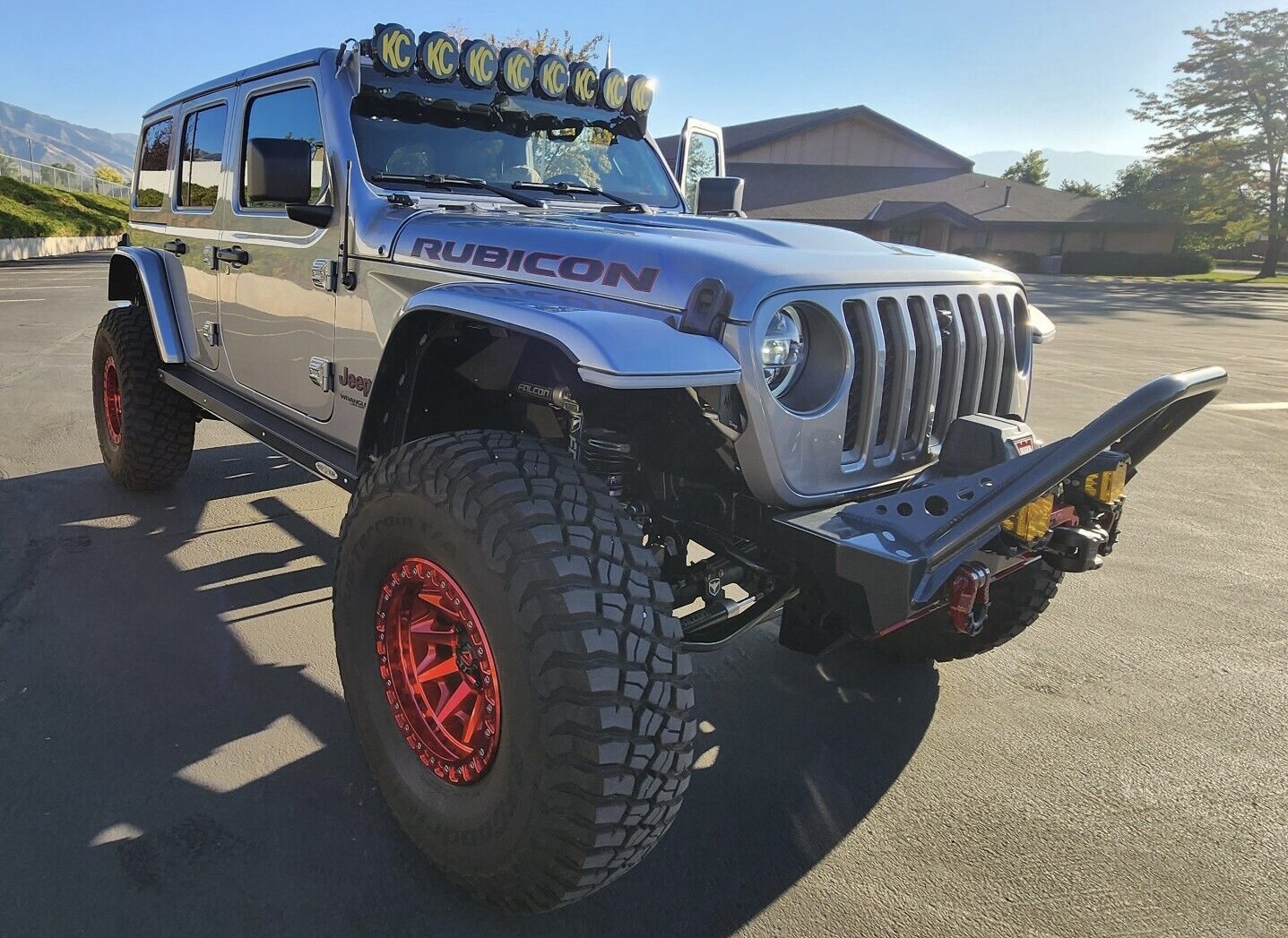 Used 2021 Jeep Wrangler Unlimited Rubicon AWD/4WD image 2