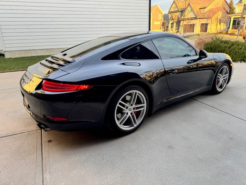 Used 2012 Porsche 911 Carrera S image 31
