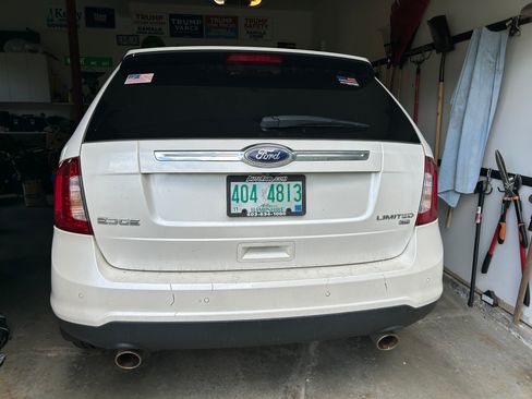 Used 2014 Ford Edge Limited w/ Driver Entry Package AWD/4WD image 2
