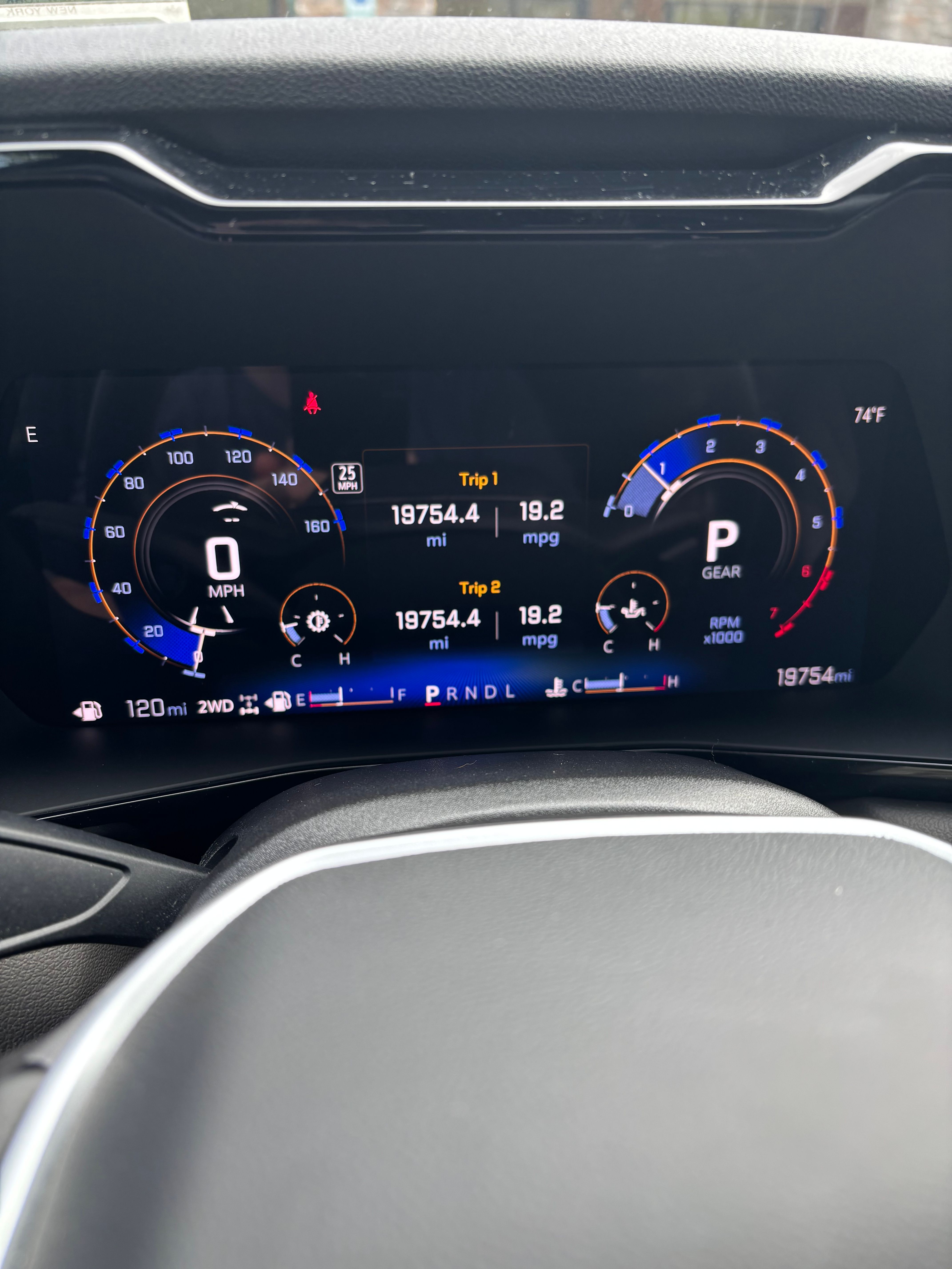 Used 2025 Chevrolet Colorado ZR2 w/ Technology Package AWD/4WD image 6