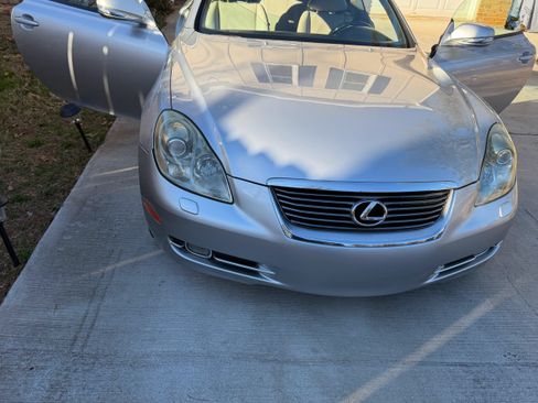 Used 2009 Lexus SC 430 Convertible image 8
