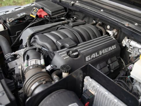 Used 2020 Jeep Gladiator Mojave AWD/4WD image 14
