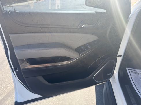 Used 2020 Chevrolet Tahoe LT RWD image 12