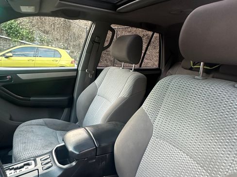 Used 2007 Toyota 4Runner Sport image 14