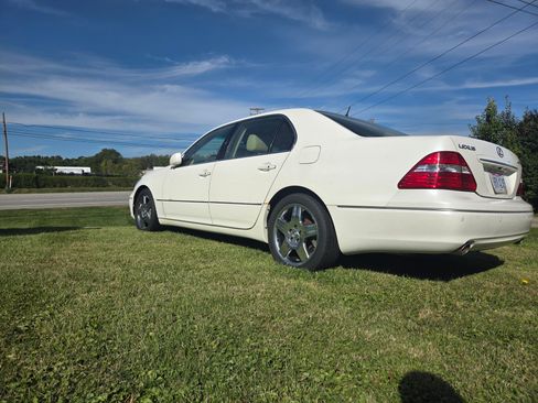 Used 2005 Lexus LS 430 image 2