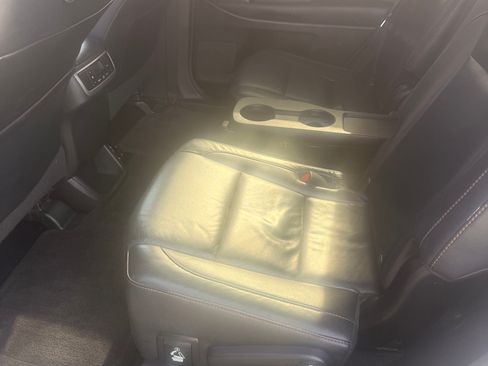 Used 2016 Toyota Highlander XLE FWD image 6