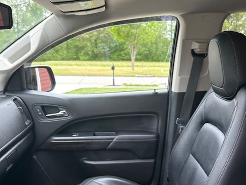 Used 2016 GMC Canyon SLT w/ Driver Alert Package image 12