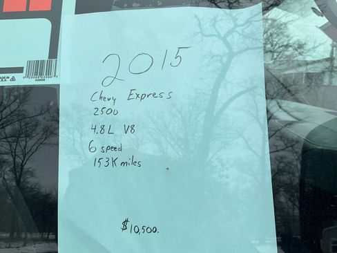 Used 2015 Chevrolet Express 2500 image 9
