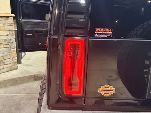 Used 2007 HUMMER H2 image 6