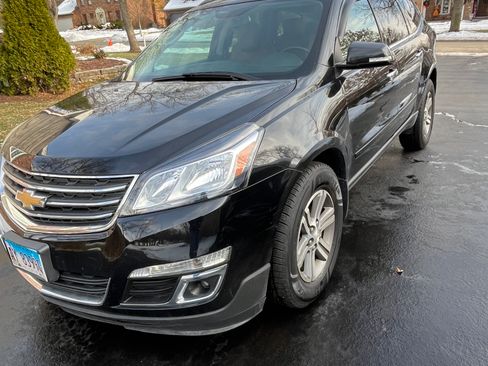 Used 2016 Chevrolet Traverse LT image 22