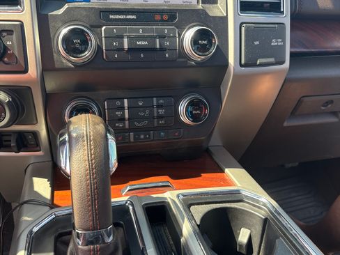 Used 2019 Ford F150 King Ranch w/ Equipment Group 601A Luxury image 8
