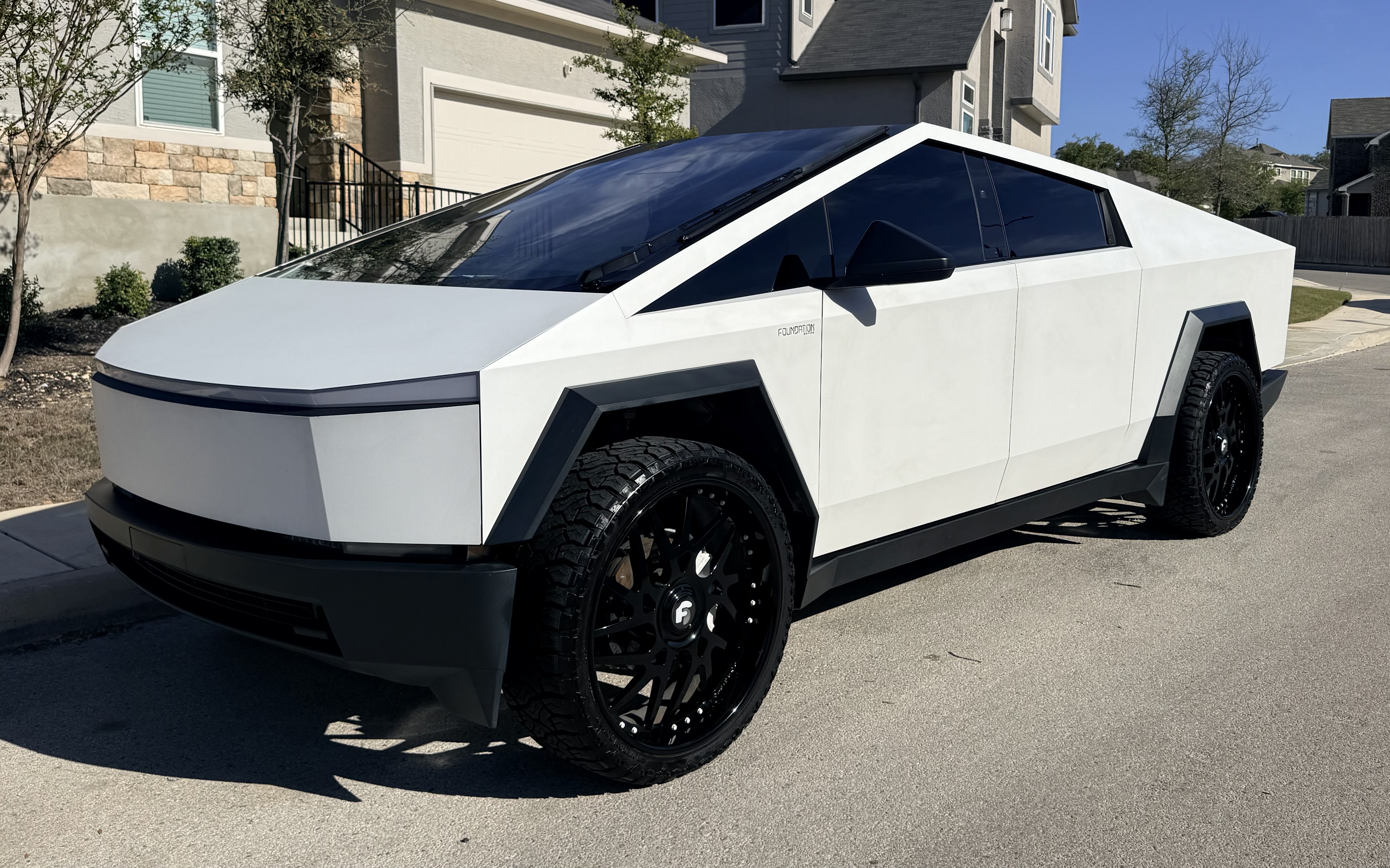 Used 2024 Tesla Cybertruck Cyberbeast AWD/4WD image 12