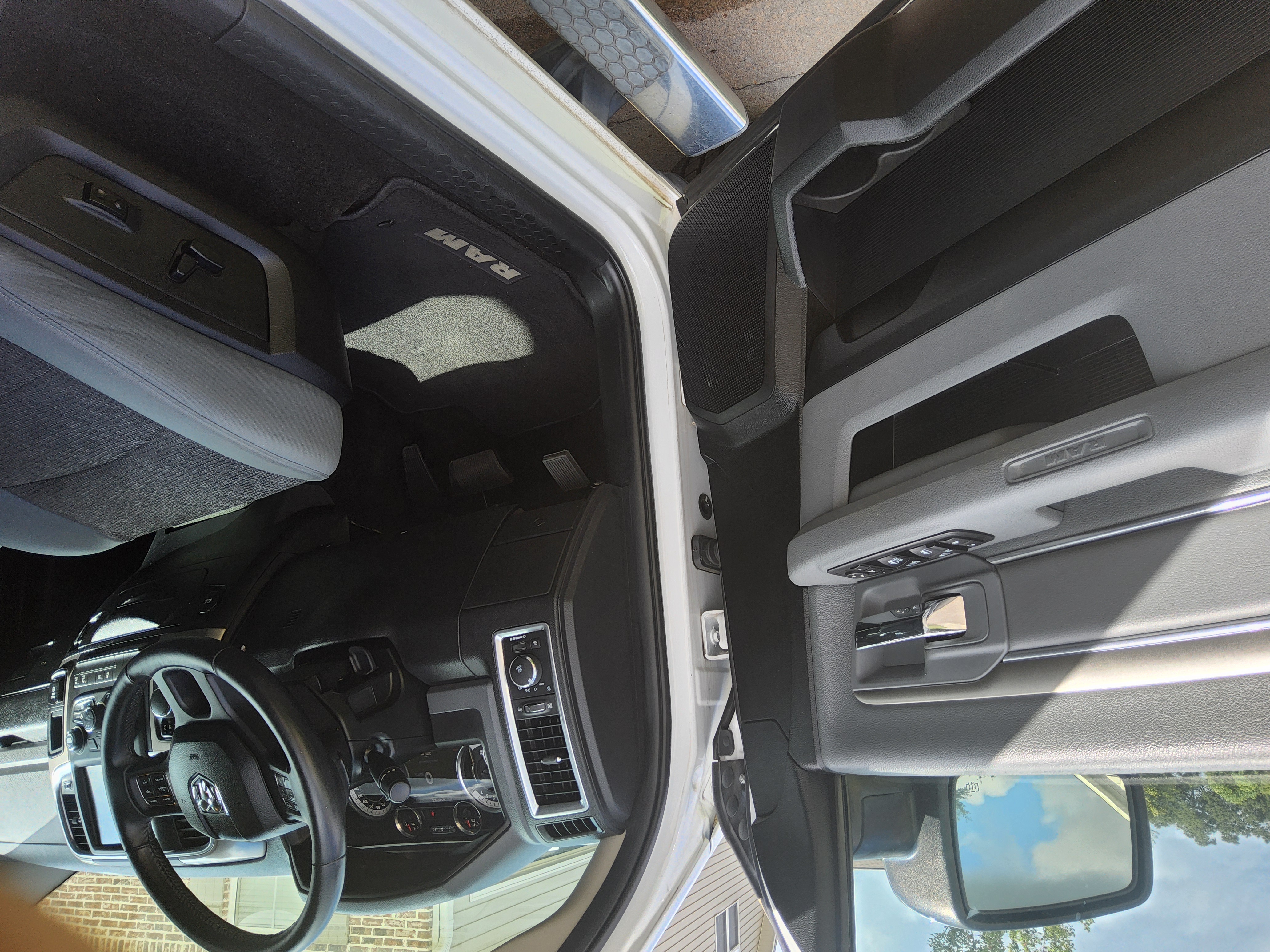 Used 2017 RAM 1500 Lone Star RWD image 17