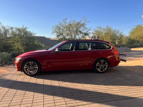 Used 2015 BMW 328d xDrive Wagon image 10
