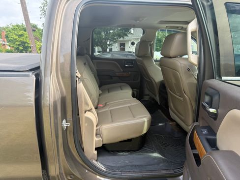 Used 2015 GMC Sierra 2500 SLT w/ Duramax Plus Package AWD/4WD image 12