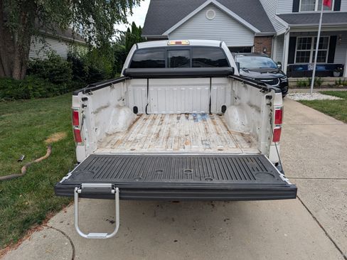 Used 2010 Ford F150 Lariat image 21