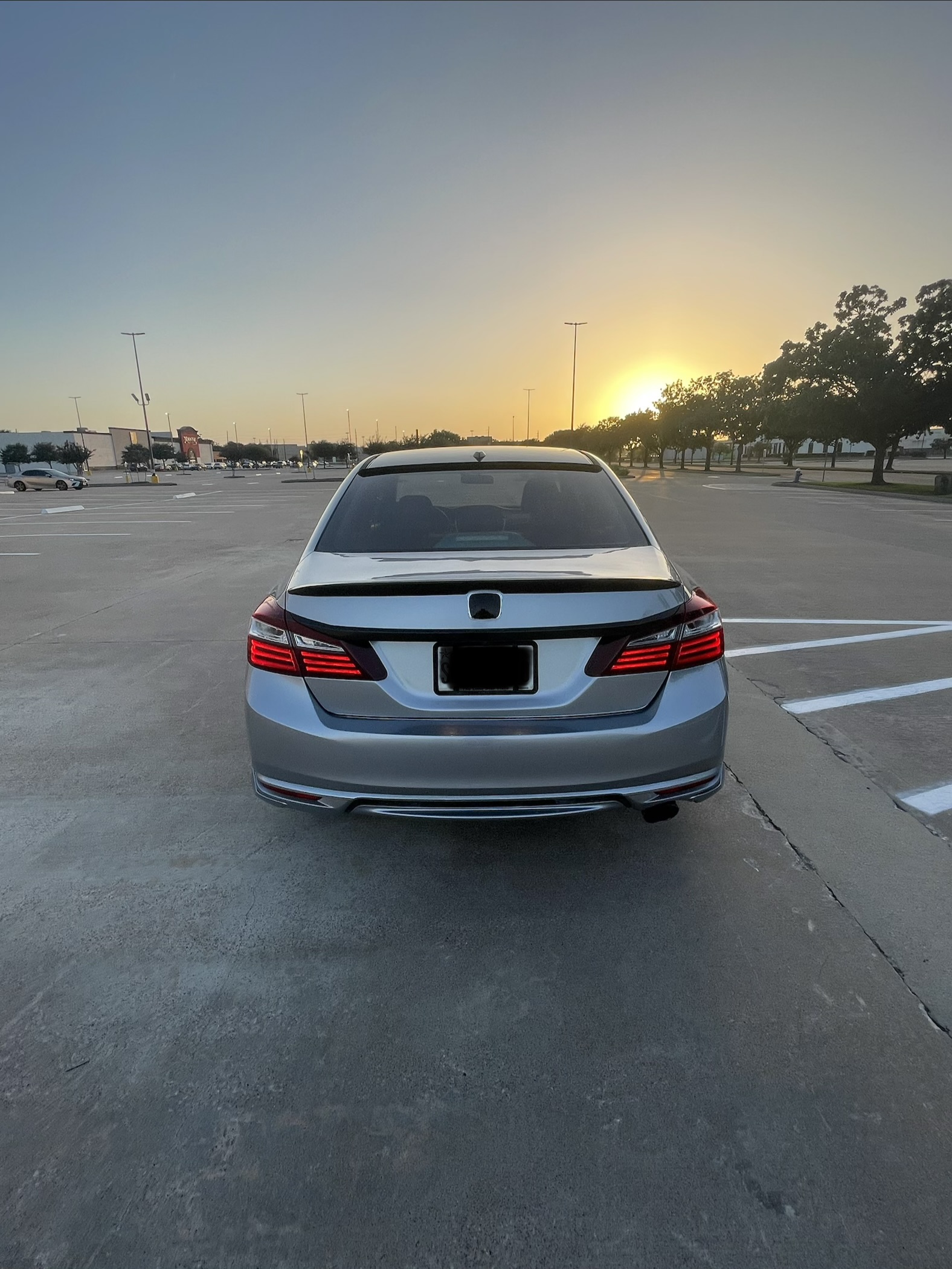 Used 2016 Honda Accord EX image 8
