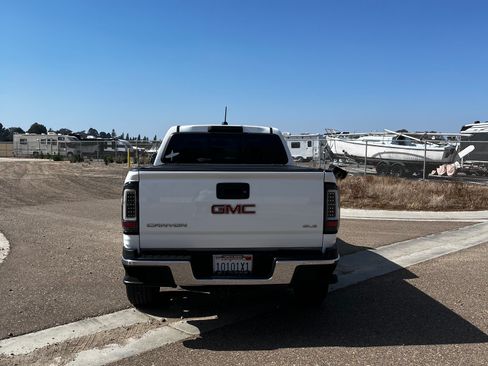 Used 2016 GMC Canyon SLE RWD image 9