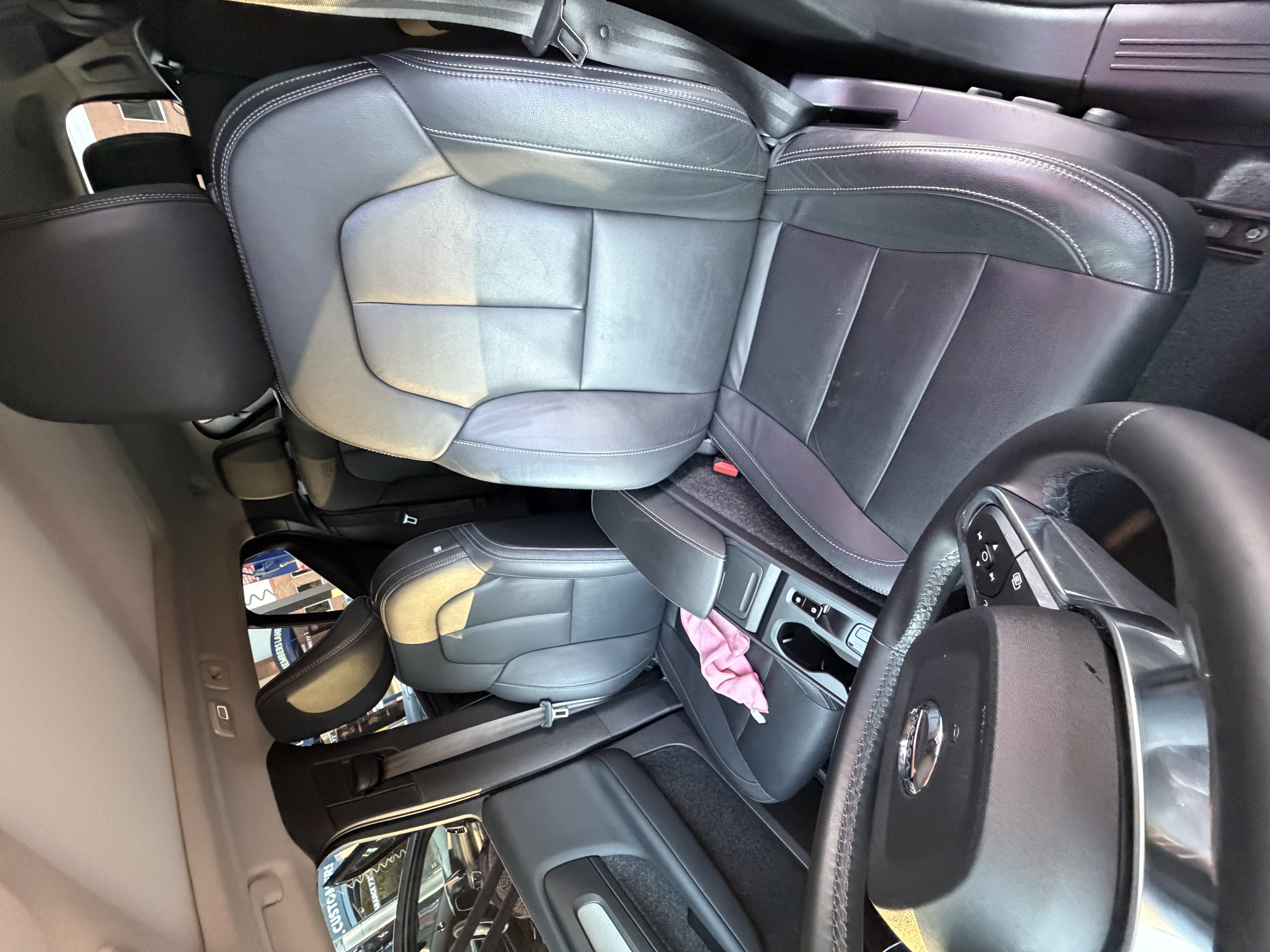 Used 2025 Volvo XC40 B5 Core AWD/4WD image 15