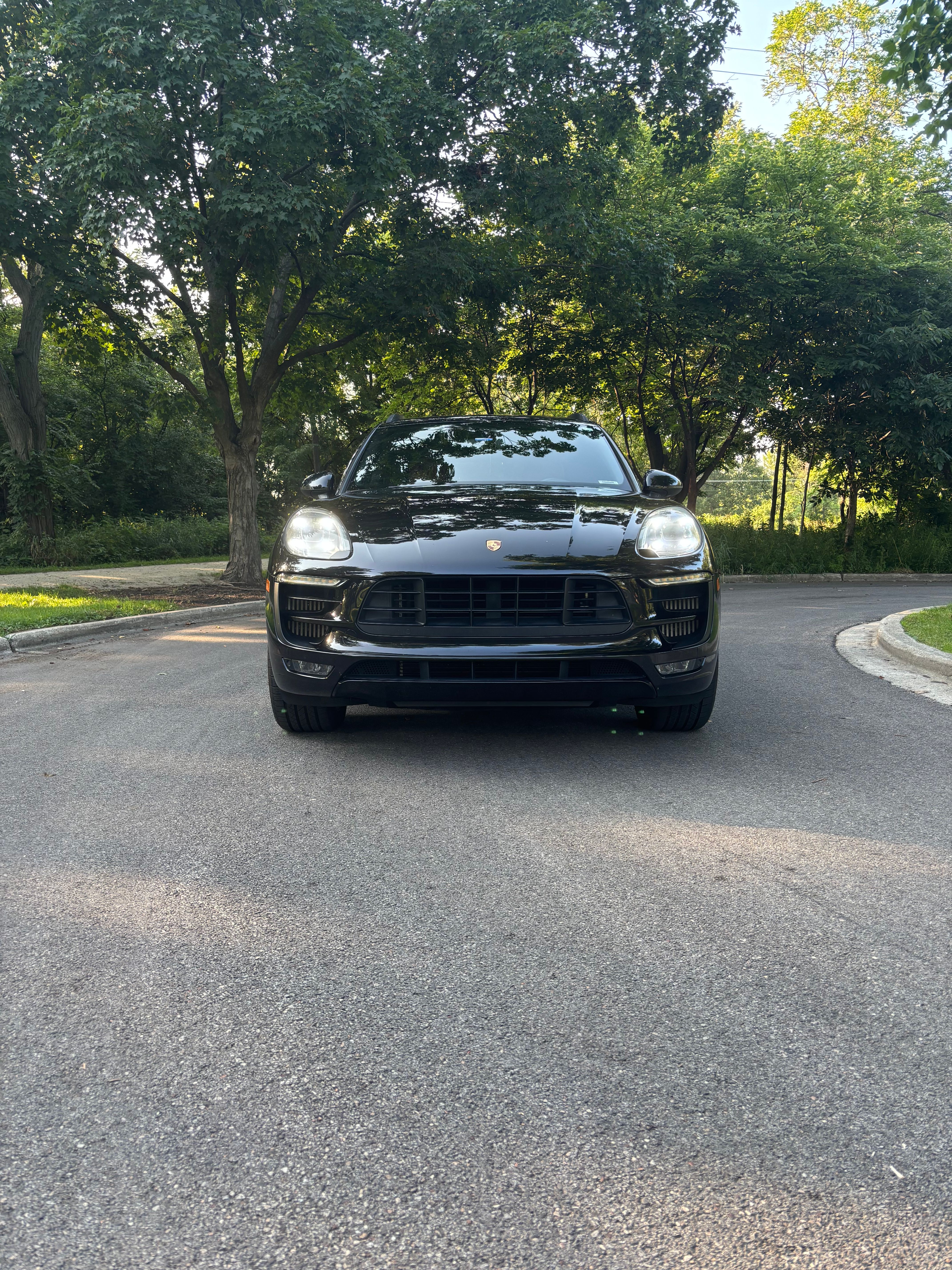 Used 2017 Porsche Macan GTS AWD/4WD image 29